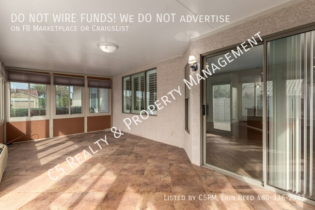 Building Photo - 1413 E Peach Tree Dr