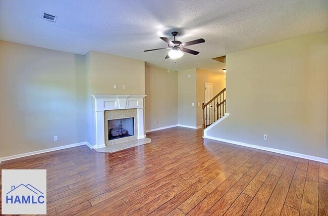 Building Photo - 1111 Marne Blvd