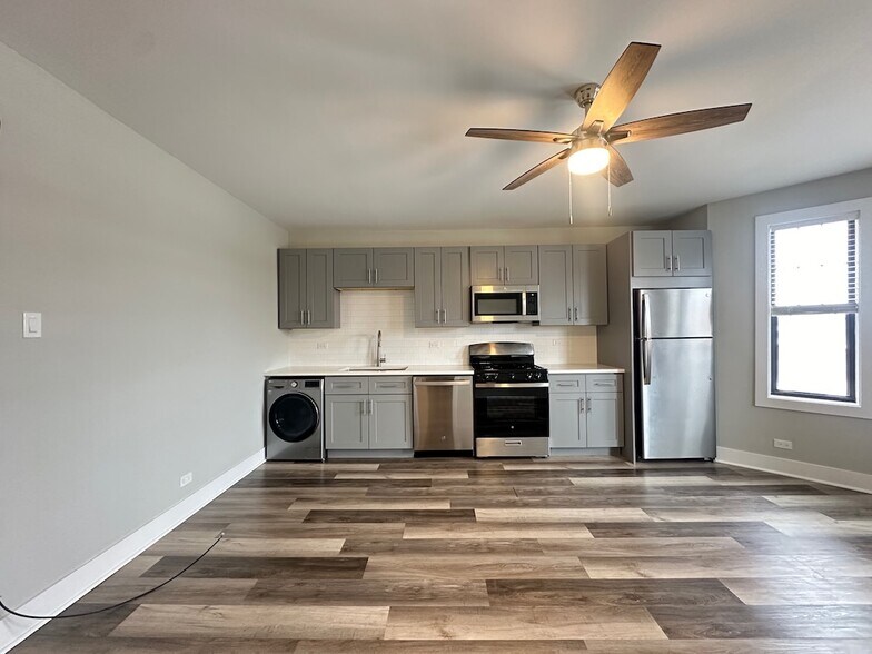 Building Photo - 369 Hazel Ave