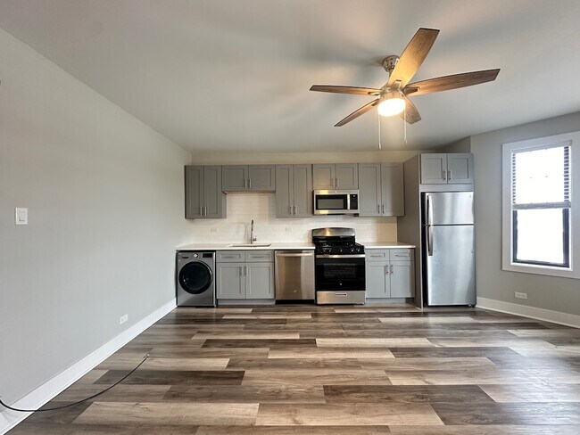 Building Photo - 373 Hazel Ave