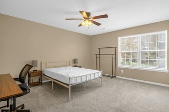 Building Photo - 10510 Plantain Ct