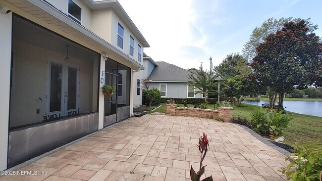 Building Photo - 127 Rockcreek Dr