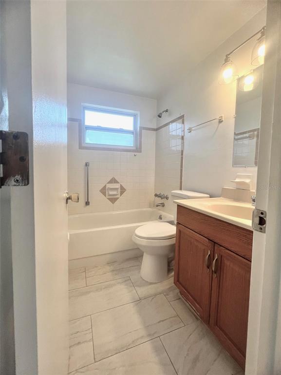 Building Photo - 4626 Taray Ln