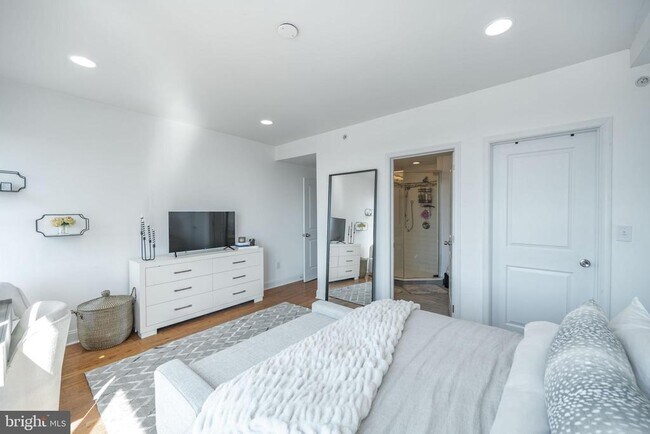 Building Photo - 4066 Manayunk Ave