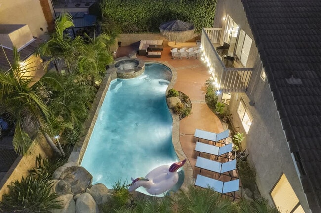 Building Photo - 2003 Pierce Ct