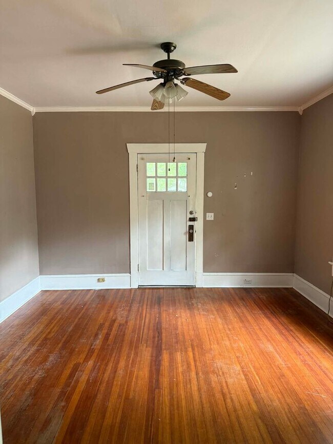 Building Photo - 409 Rutherford St