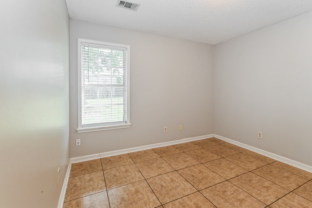 Building Photo - 2086 Heather Ridge
