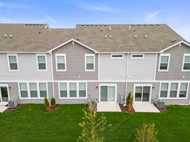 Building Photo - 25734 W Wakefield Dr