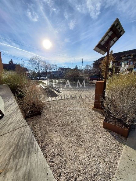 Building Photo - 5527 W North Ave