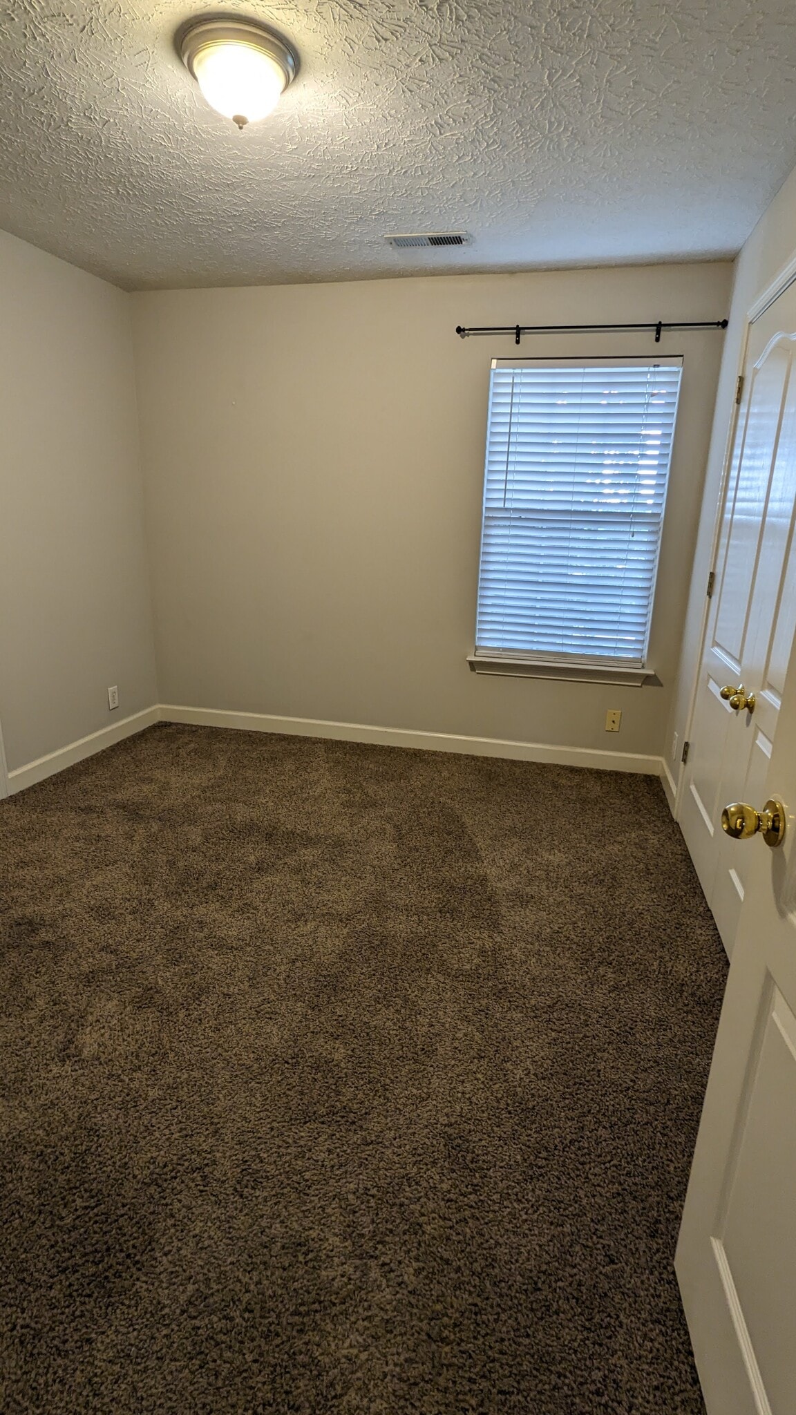 Building Photo - 2703 Rosedale Pl