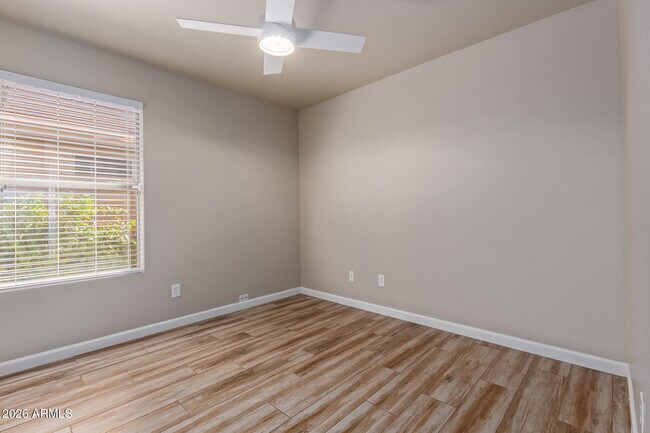 Building Photo - 4607 E Abraham Ln