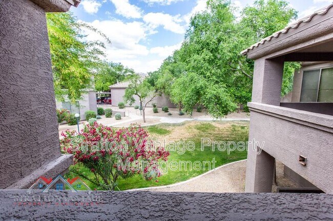 Building Photo - 11680 E Sahuaro Dr