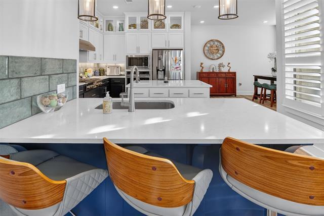 Building Photo - 14521 Walsh Ave