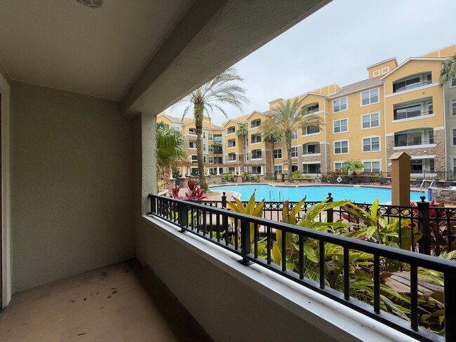 Building Photo - Luxurious 2-Bed/2-Bath Resort-Style Condo ...