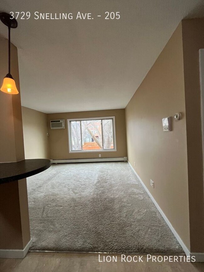 Building Photo - 3729 Snelling Ave