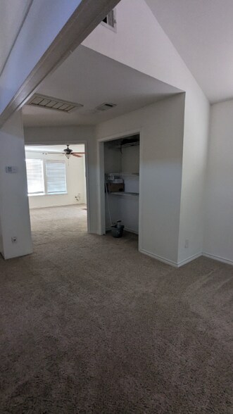 Building Photo - 2204 Forest Trail