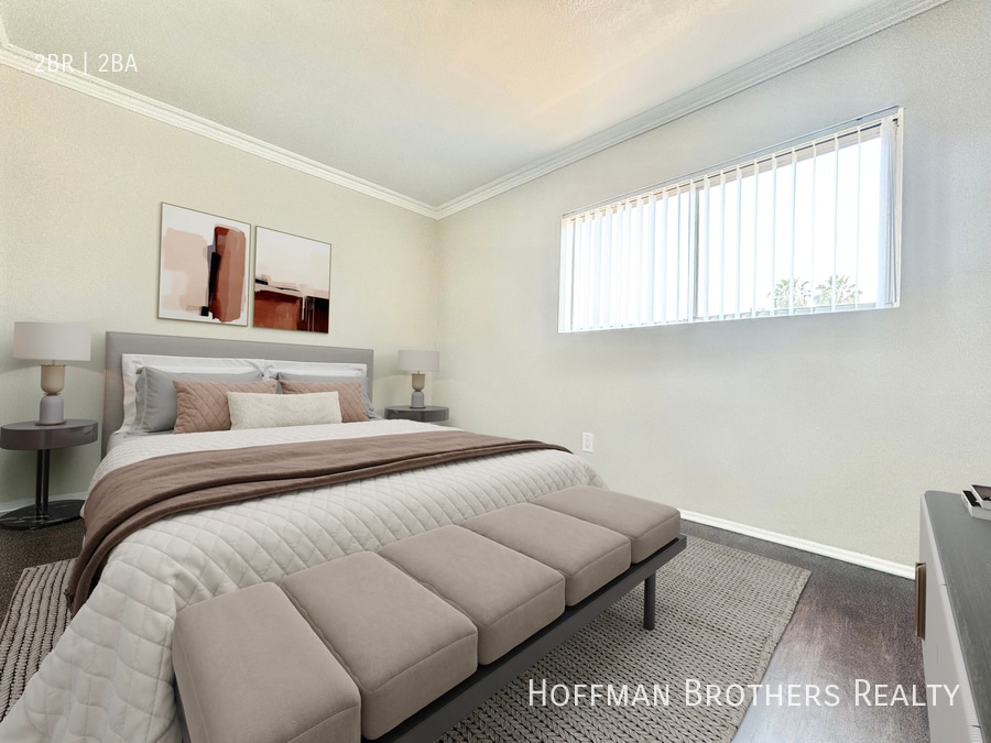 Building Photo - 227 S Carondelet St