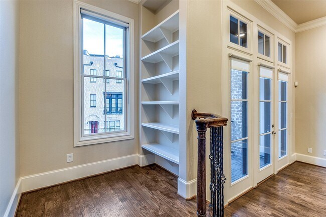 Building Photo - 2186 Aylesport Dr