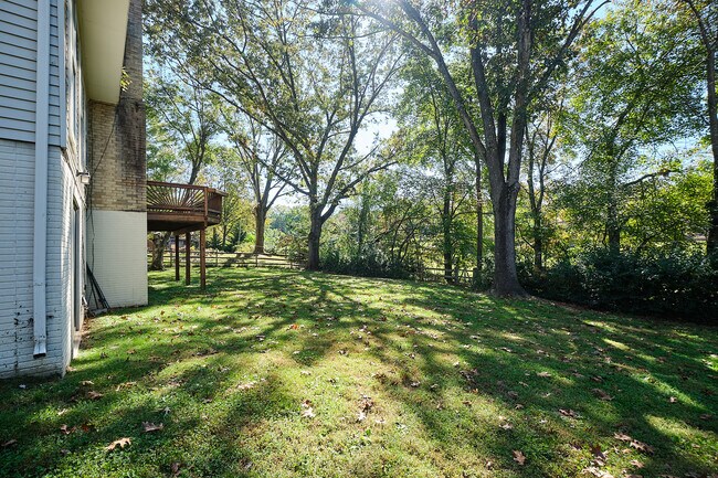 Building Photo - 9124 Orchard Brook Dr