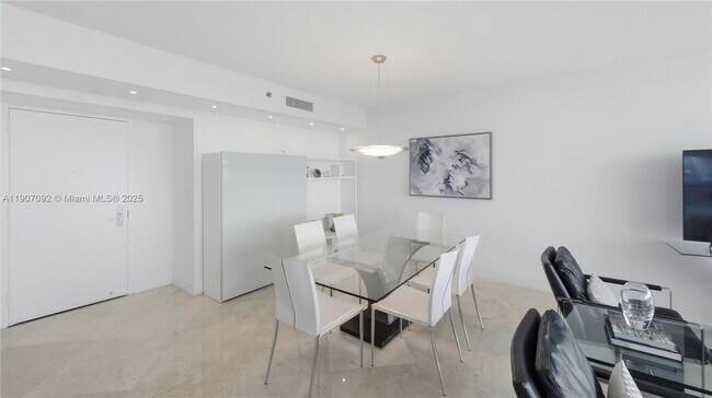 Building Photo - 1850 S Ocean Dr