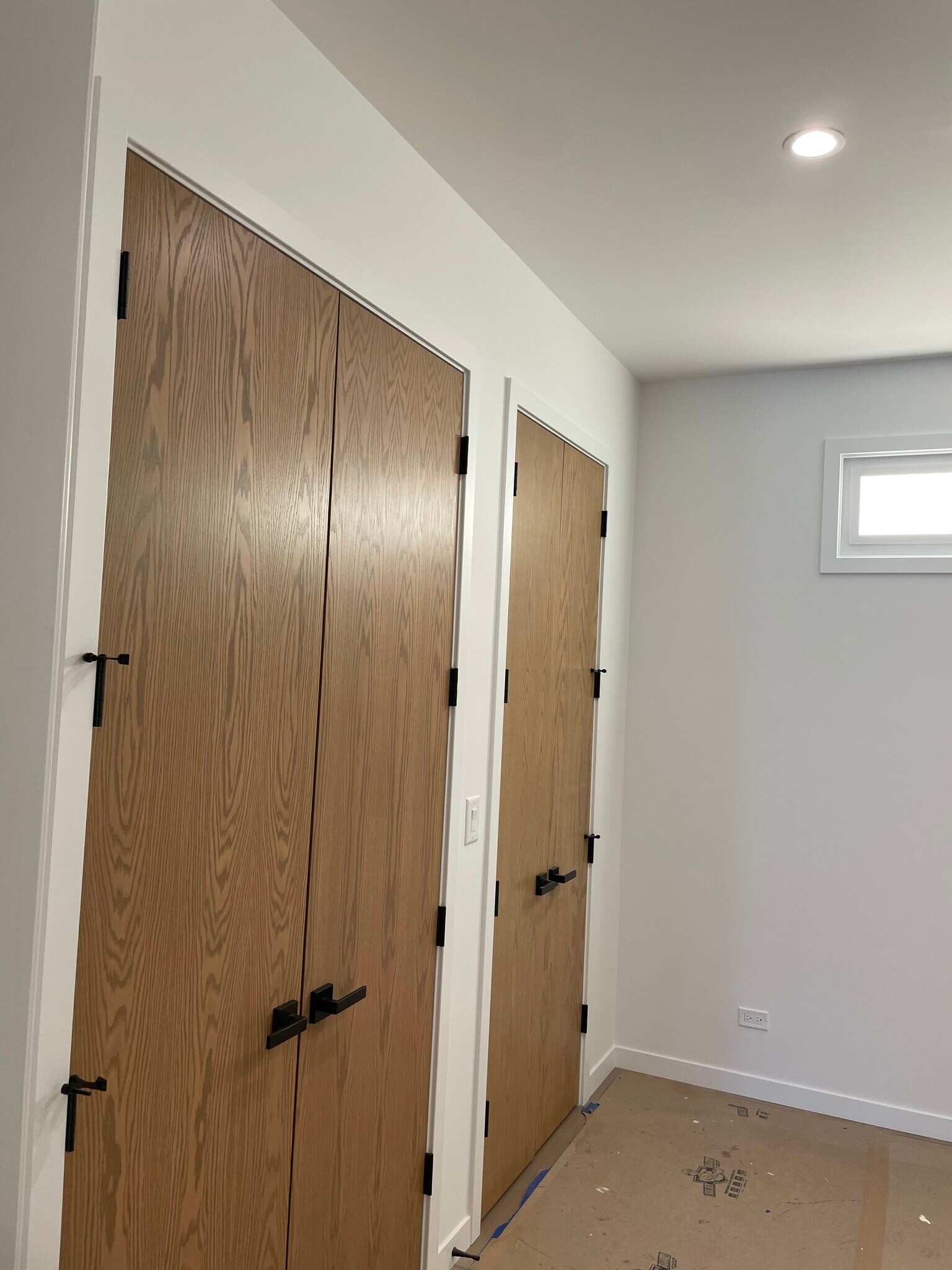 Building Photo - 934 W Diversey Pky