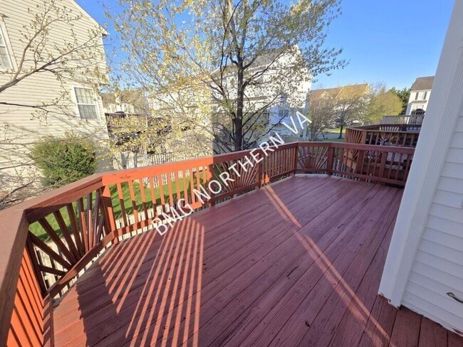 Building Photo - 12108 Wallower Way