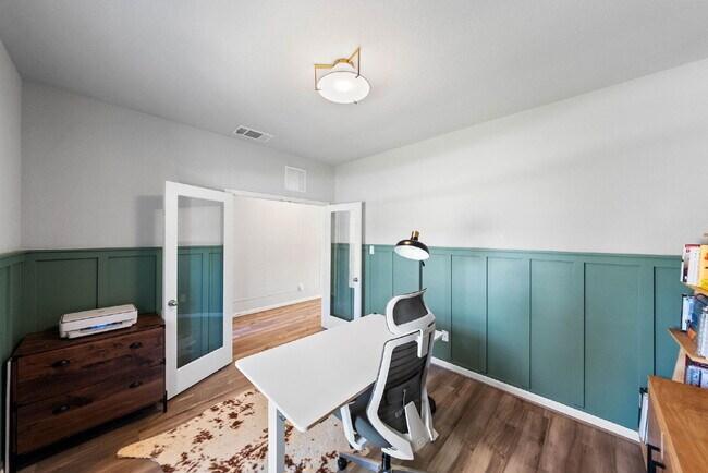 Building Photo - Stylish Corner Homesite on a Quiet Cul-de-...