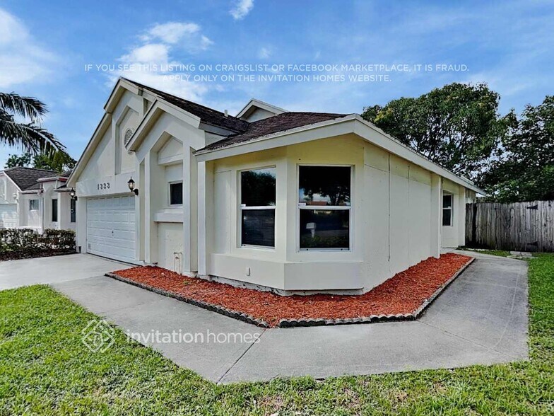 Primary Photo - 1333 E Glen Oak Rd