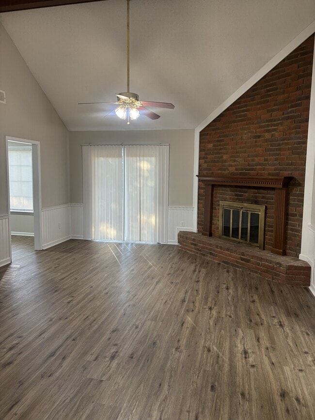 Building Photo - 4197 Oak Valley Dr