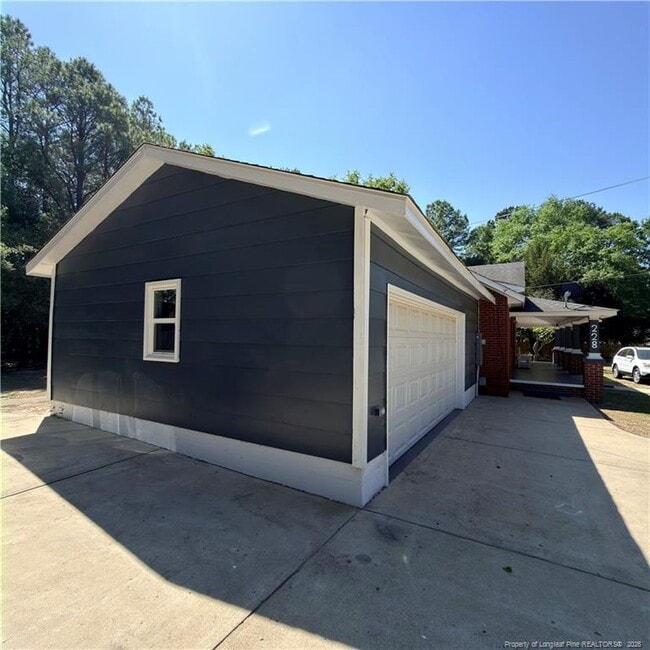 Building Photo - 228 Eastwood Ave