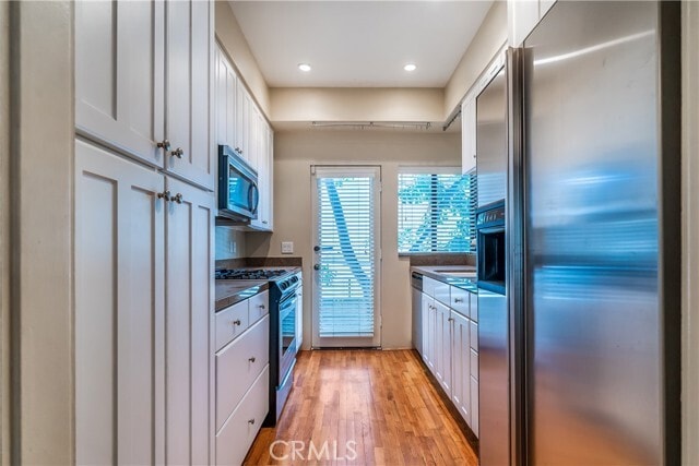 Building Photo - 13236 Valleyheart Dr