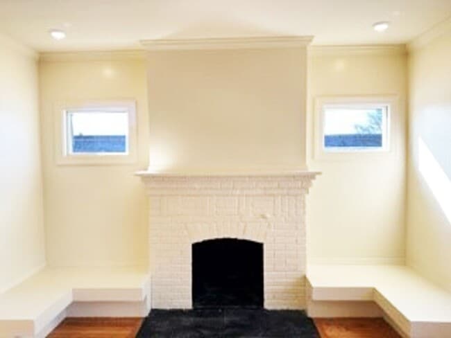 Building Photo - Newly Renovated Bright 2nd Floor Flat - 6/...