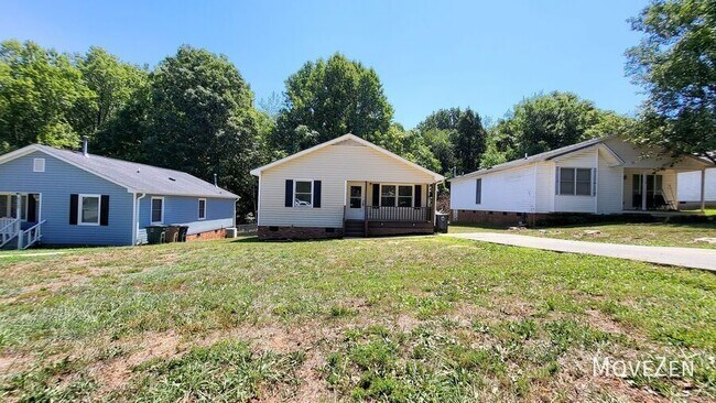 Building Photo - 4006 Coltrain Rd
