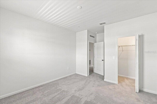 Building Photo - 2240 Red Sun St