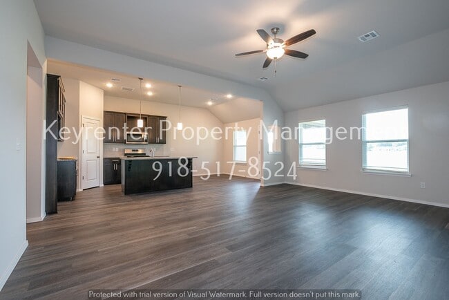 Building Photo - BRAND NEW 4 BEDROOM SIMMONS HOME IN BIXBY!!!