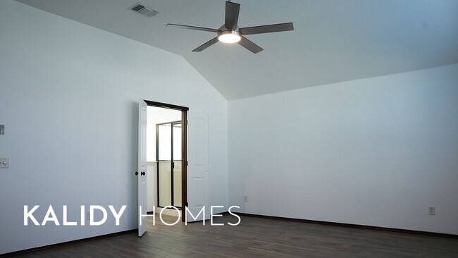 Building Photo - 13049 SW 5th St