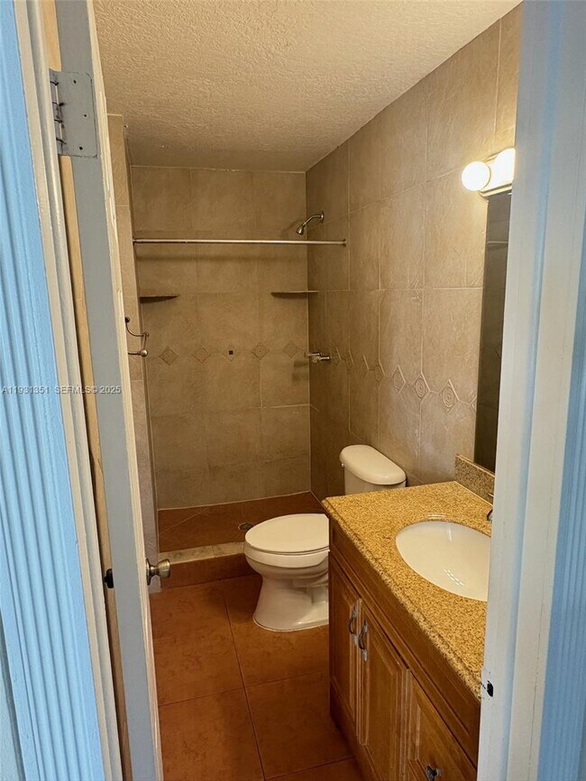 Building Photo - 333 SW 80th Terrace