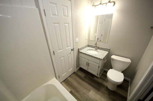 Half Bath Main Level - 1879 Chickadee Dr