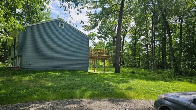 Building Photo - 5671 NY-9H