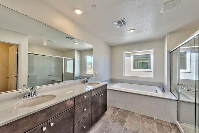 Building Photo - 2825 Gallarate Dr