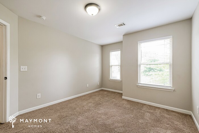 Building Photo - 929 Justice Dr