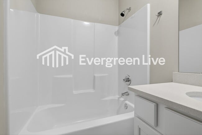 Building Photo - 113 E Santa Fe Cir