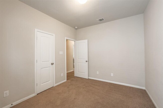 Building Photo - 3727 Bright Moon Ct