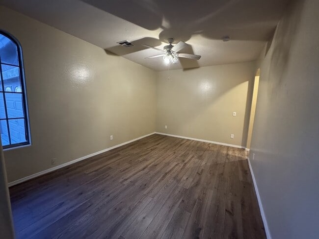 Building Photo - Laveen 5 Bedroom in Gated Community