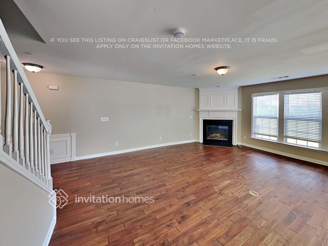 Building Photo - 320 Balaban Cir