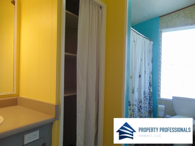 Building Photo - Live like you want with convenience