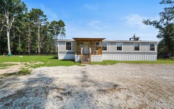 Building Photo - 15750 W Relza Dr