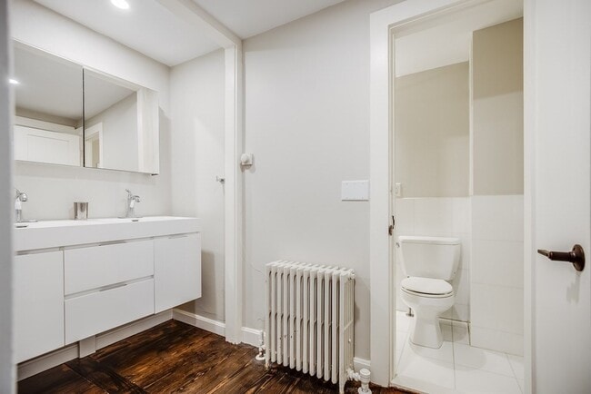 Building Photo - 36 Joy St