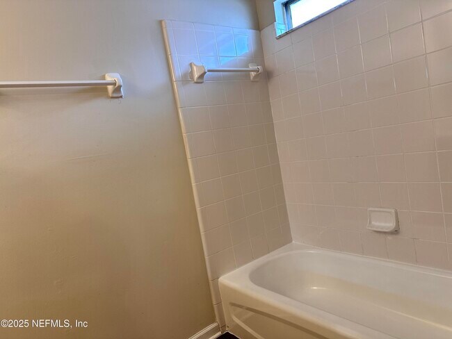 Building Photo - 7925 Collins Bay Ct