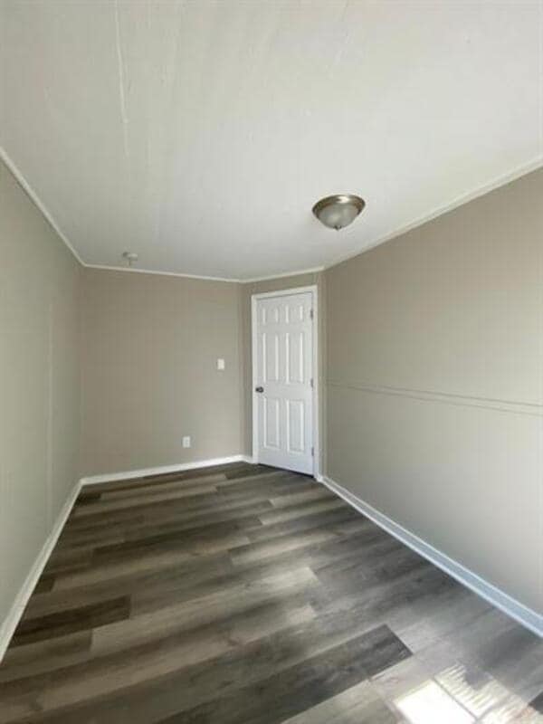 Building Photo - 108-108 De Groat St